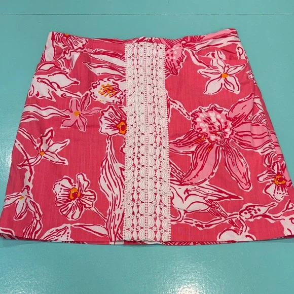 Lilly Pulitzer Pink Floral Mini Skirt with White Lace - Picture 1 of 8
